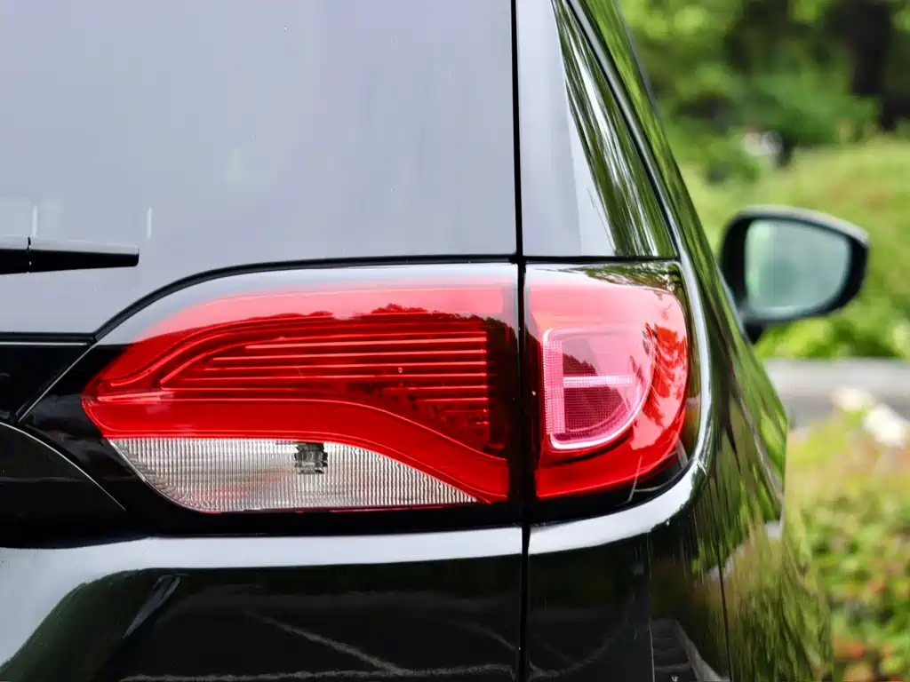 Chrysler Grand Voyager 2017 — фото 9