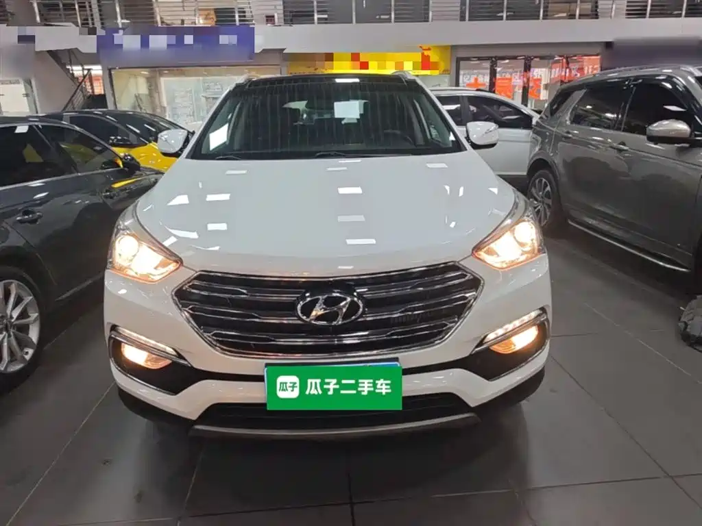 Hyundai Santa Fe 2018 — фото 3