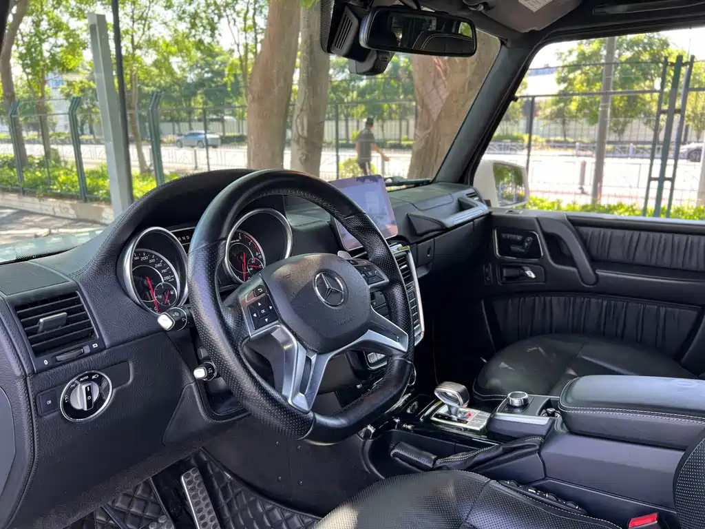 Mercedes-Benz G-Class AMG 2017 — фото 9