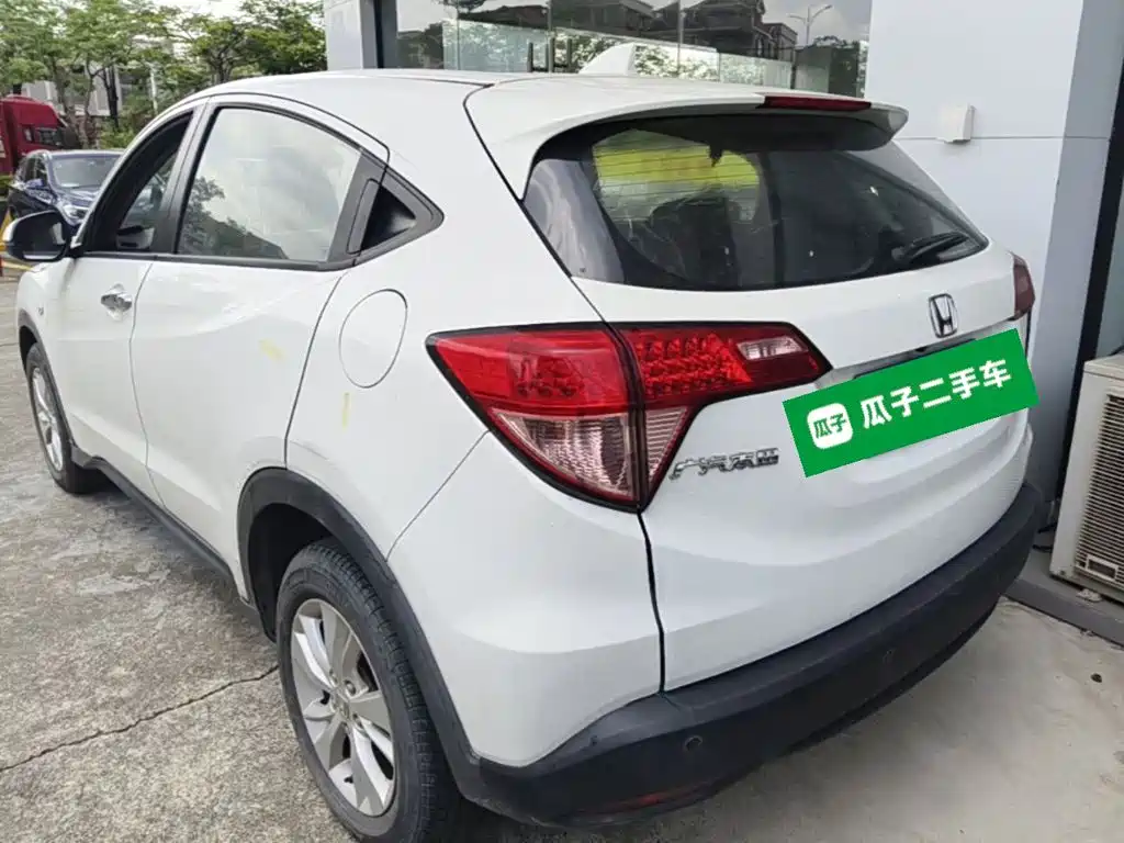 Honda Vezel 2015