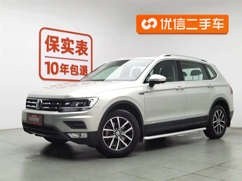 Volkswagen Tiguan L 2018 — фото 1