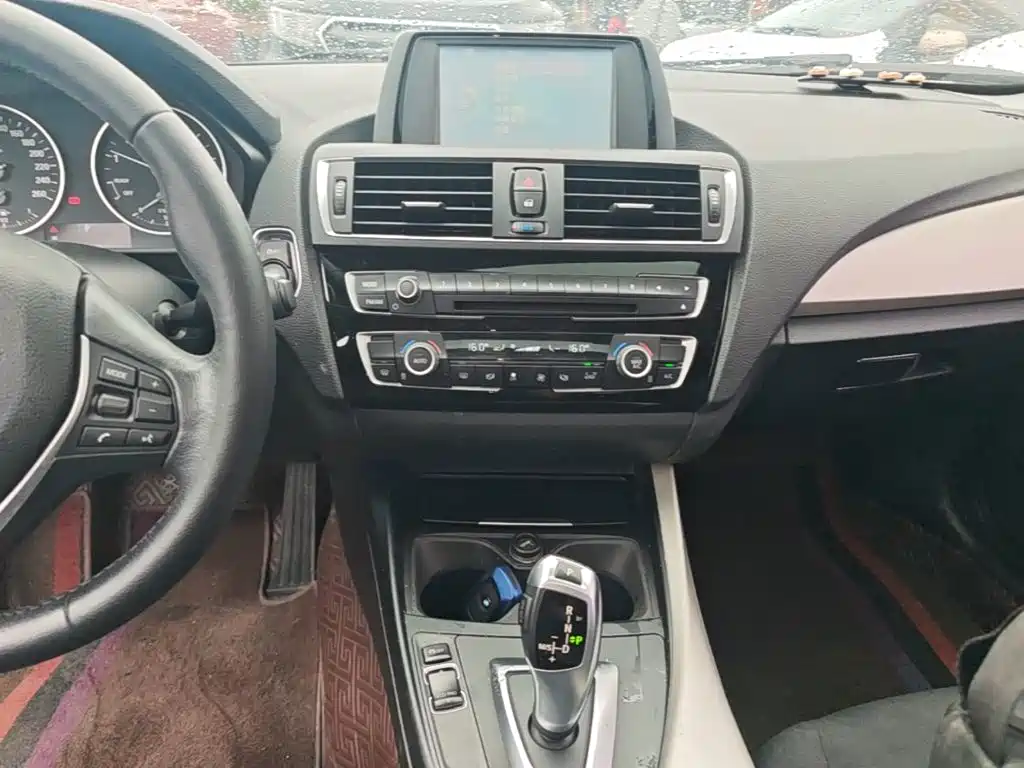 BMW 1 Series 2016 — фото 13