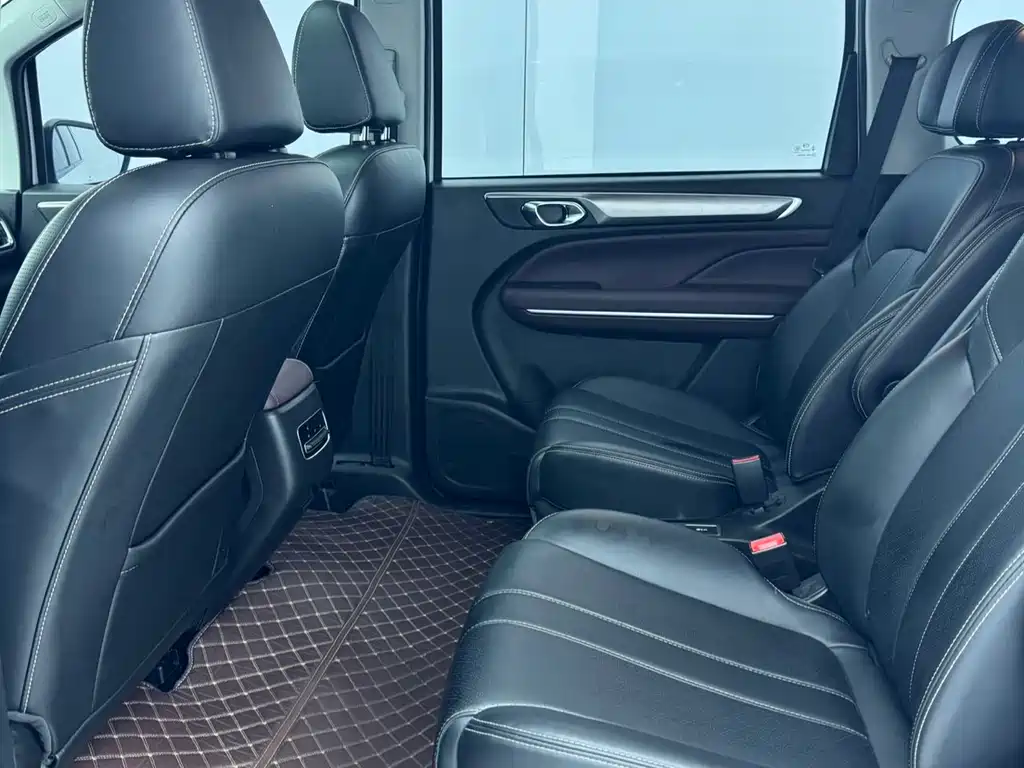 GAC Motor Trumpchi M6 2022 — фото 12