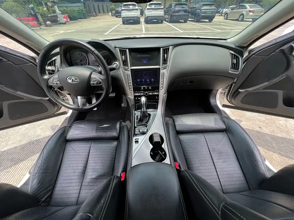 Infiniti Q50 2014 — фото 14