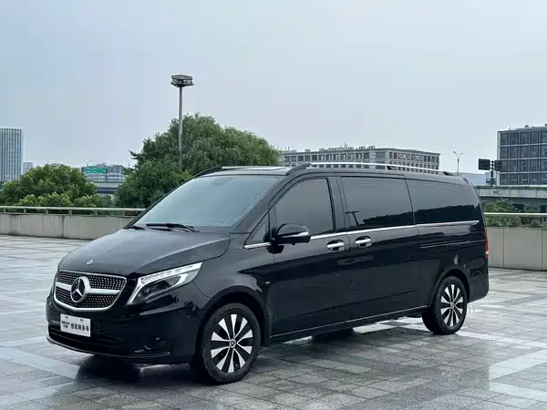 Mercedes-Benz Vito 2024