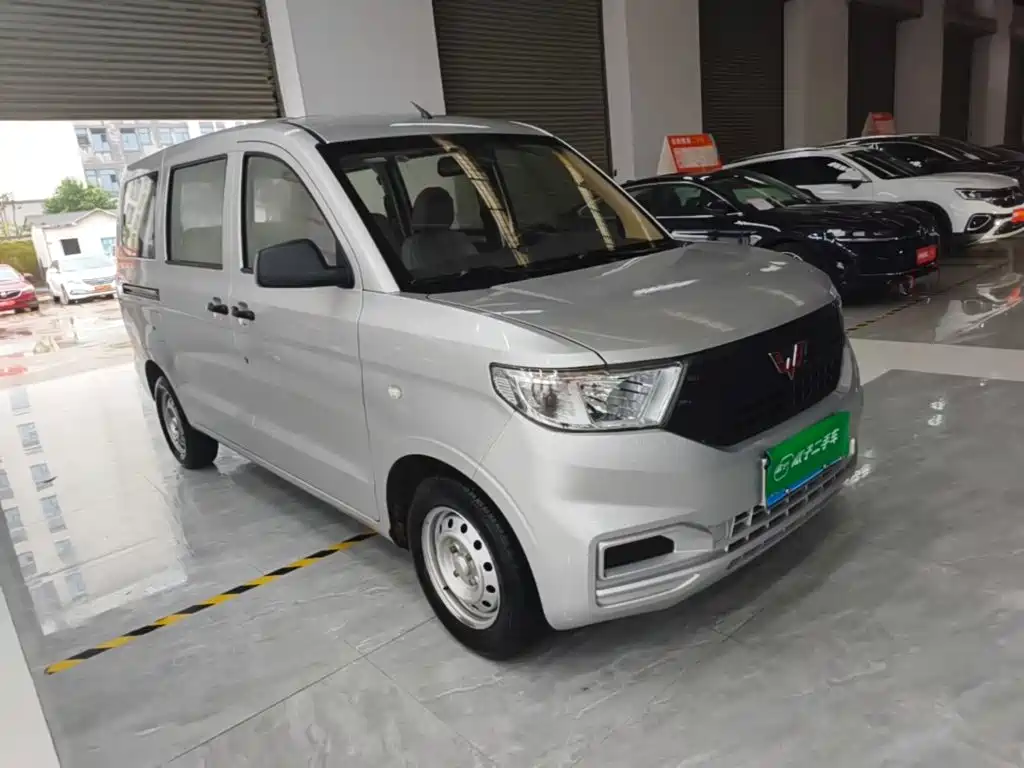 Wuling Hongguang V 2023