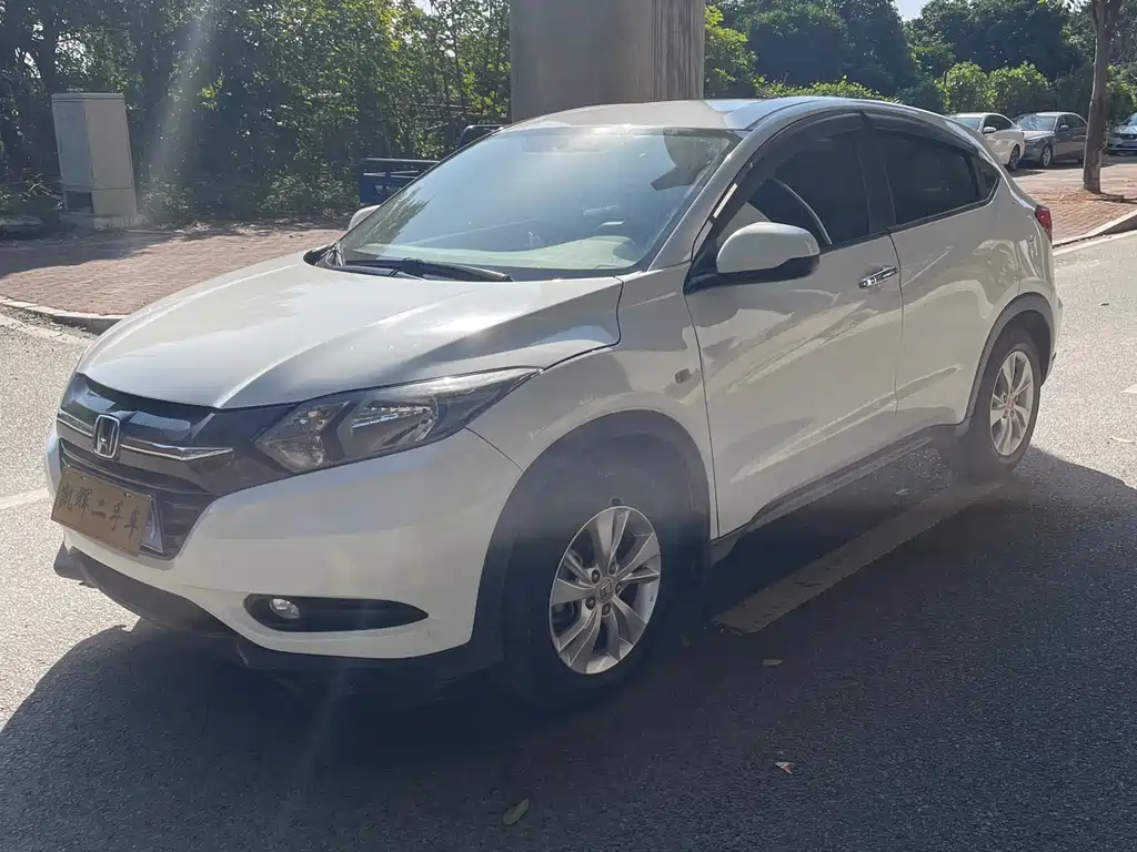 Honda Vezel 2019 — фото 1