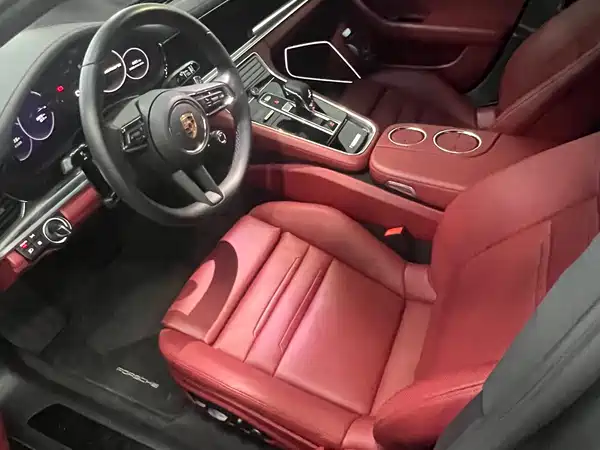 Porsche Panamera 2023