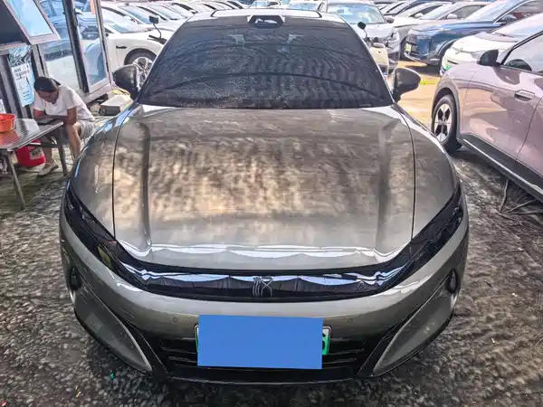 BYD Han L 2026