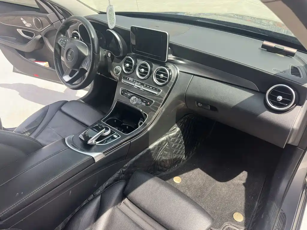 Mercedes-Benz C-Class 2015 — фото 10
