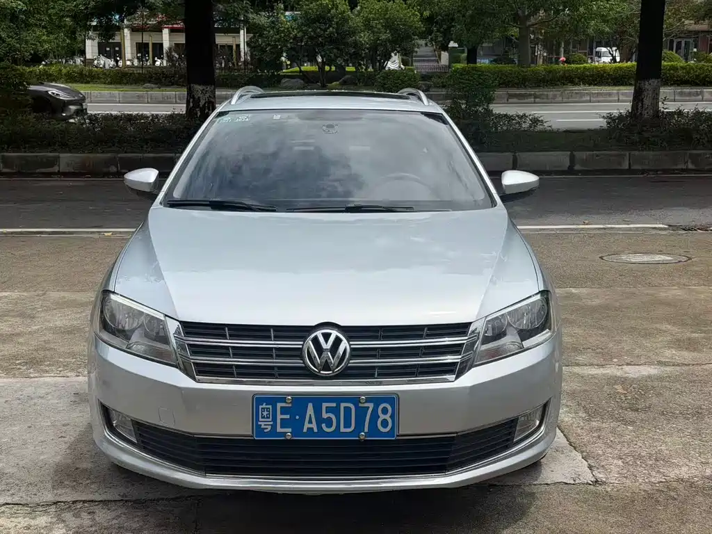 Volkswagen Gran Lavida 2014