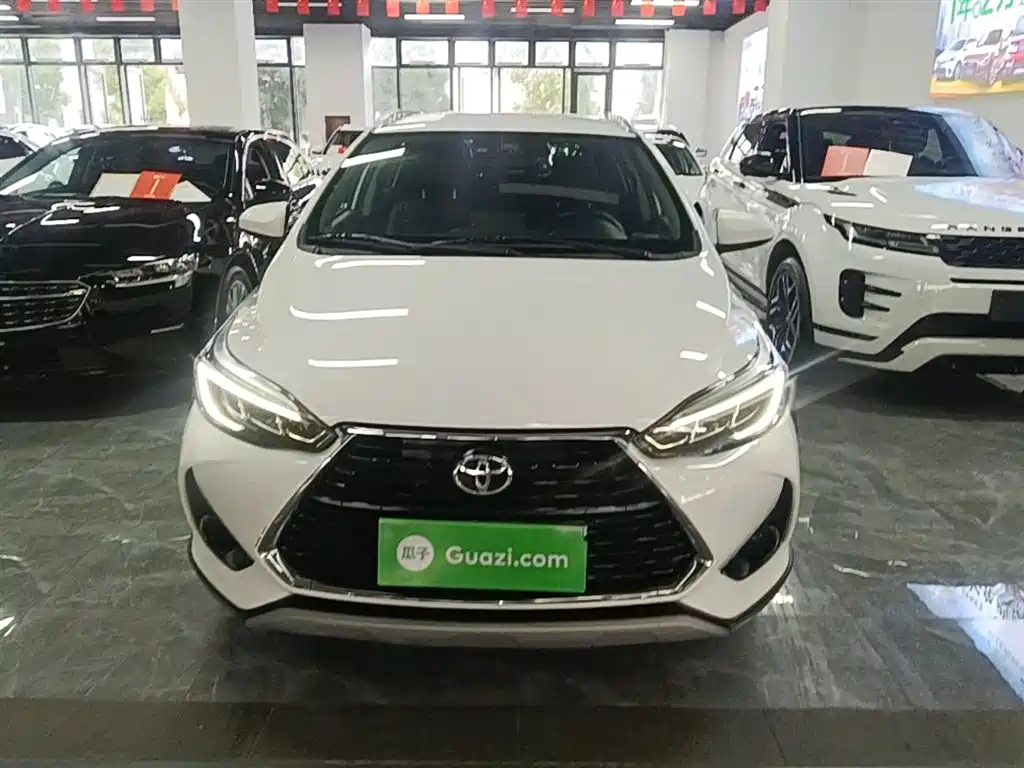 Toyota Yaris L 2020 — фото 3