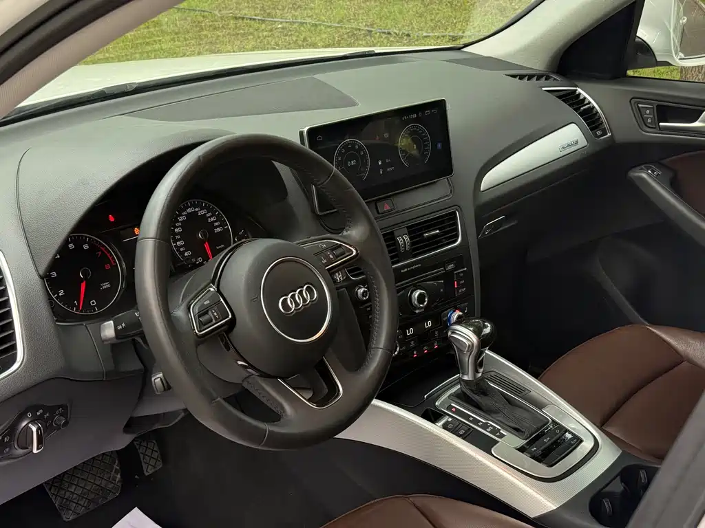 Audi Q5 2015 — фото 15