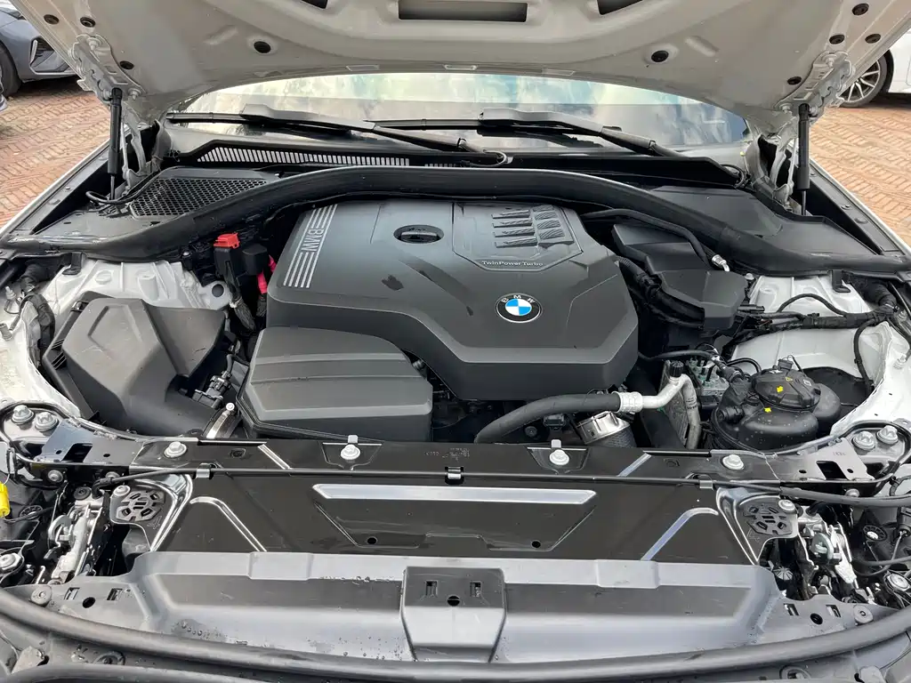 BMW 3 Series 2023 — фото 16