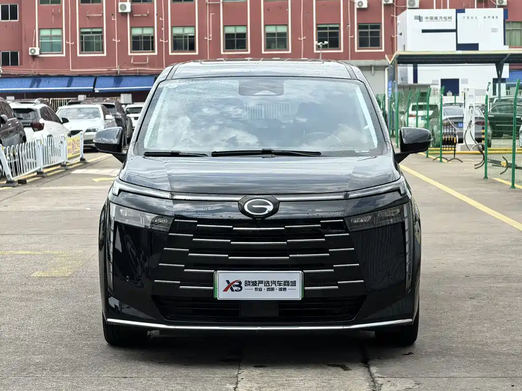 GAC Motor E8 PHEV 2024