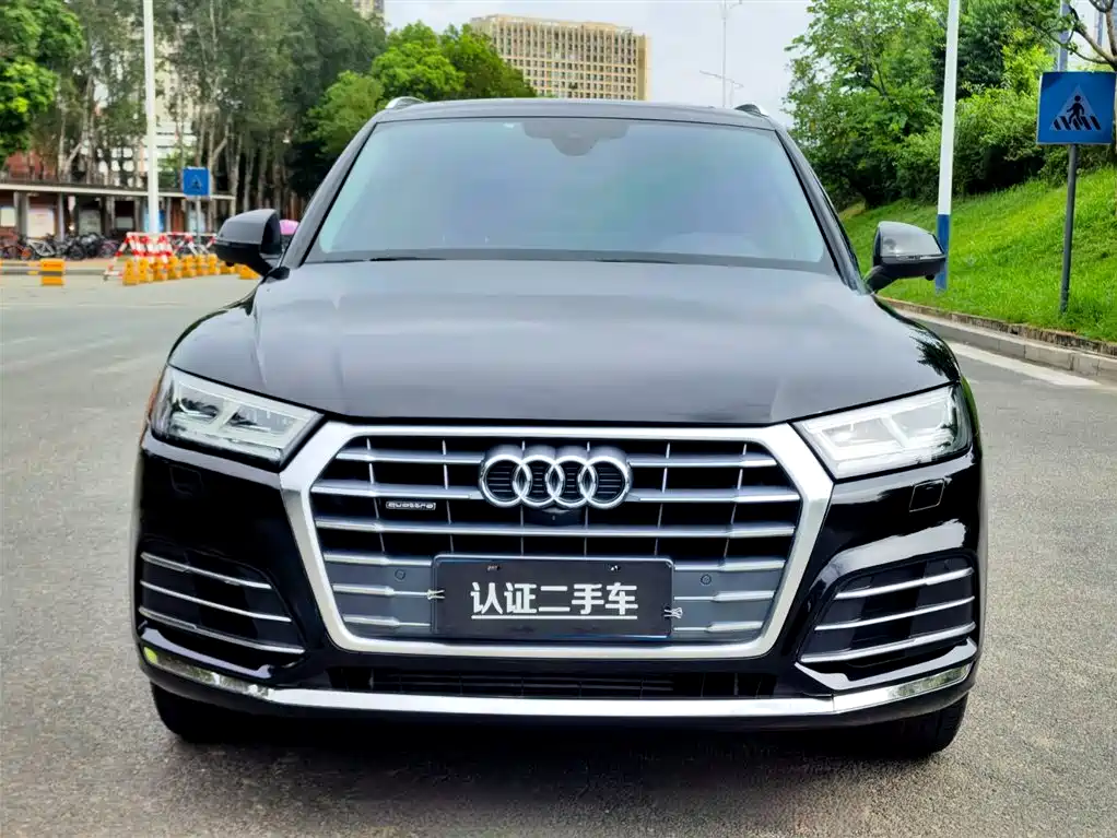 Audi Q5L 2019
