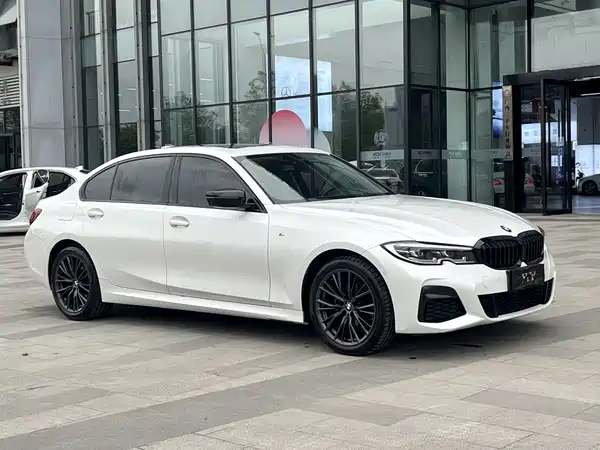 BMW 3 Series 2020