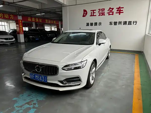 Volvo S90 2019