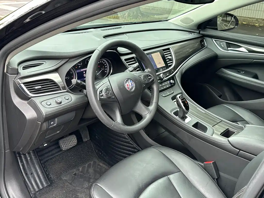 Buick LaCrosse 2020 — фото 11