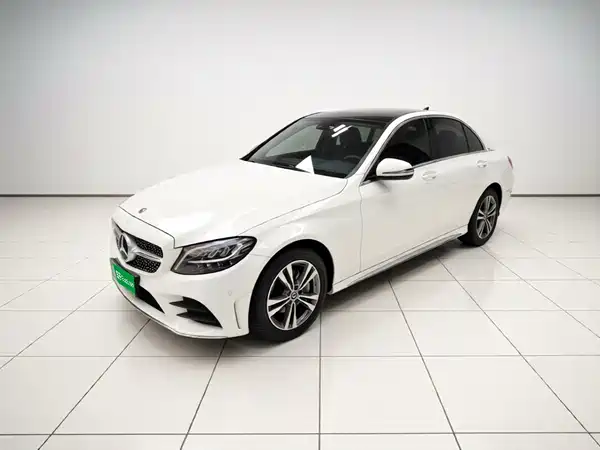 Mercedes-Benz C-Class 2021