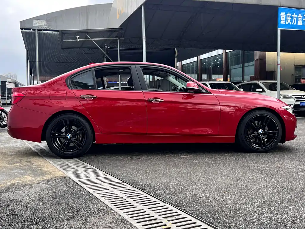 BMW 3 Series 2016 — фото 29