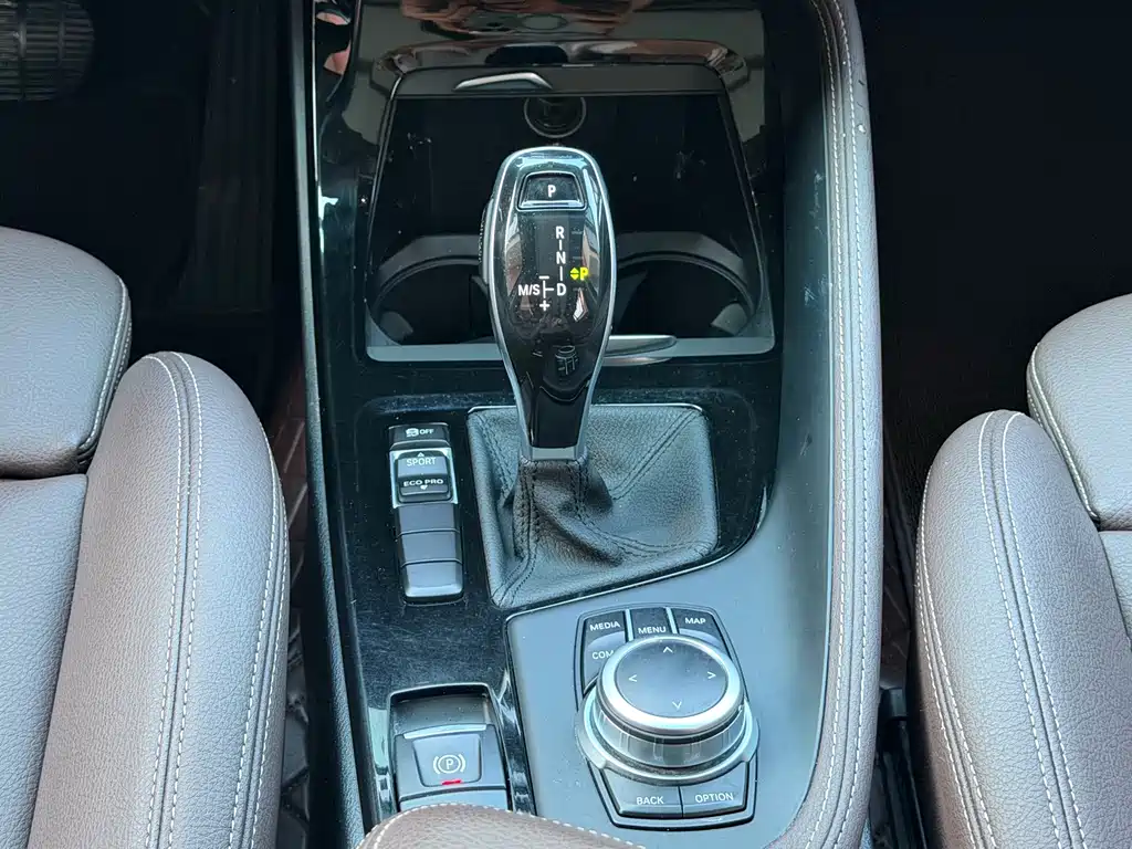 BMW X1 2020 — фото 10