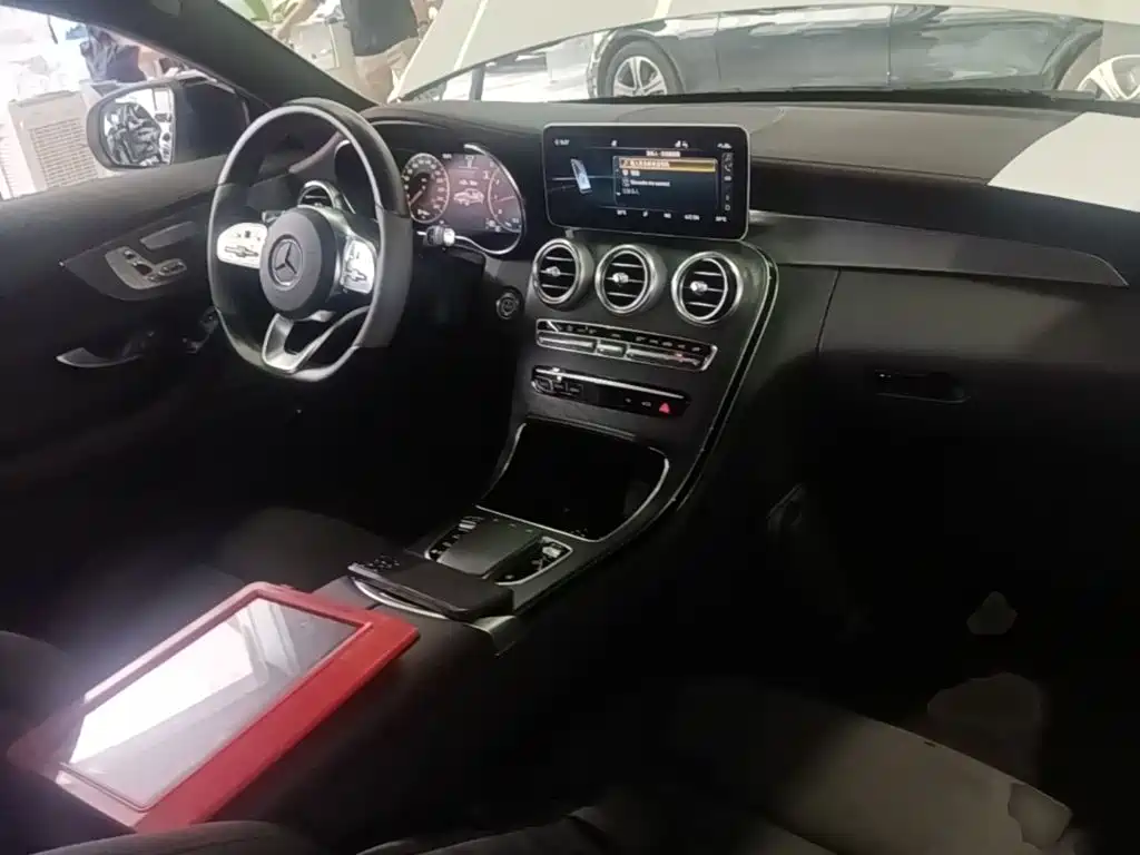 Mercedes-Benz C-Class 2022 — фото 10