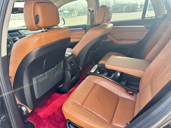 BMW X6 2012
