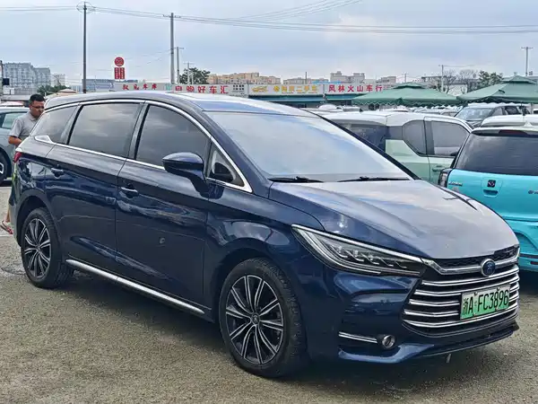 BYD Song MAX New Energy 2021