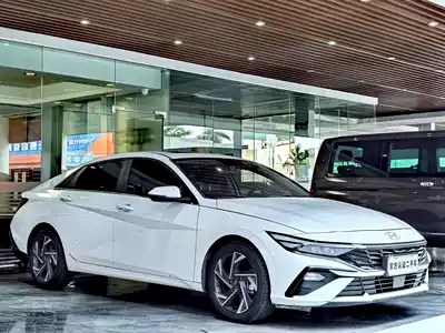 Hyundai Elantra 2024