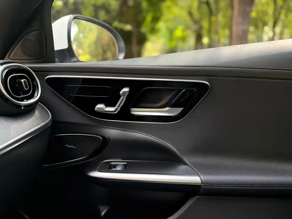 Mercedes-Benz C-Class 2022 — фото 11