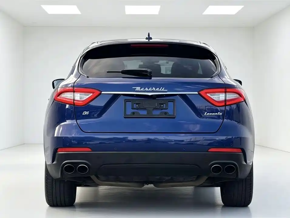 Maserati Levante 2018 — фото 8