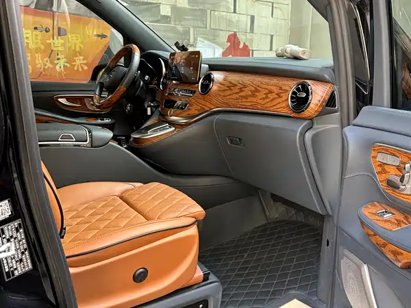 Mercedes-Benz V-Class 2022