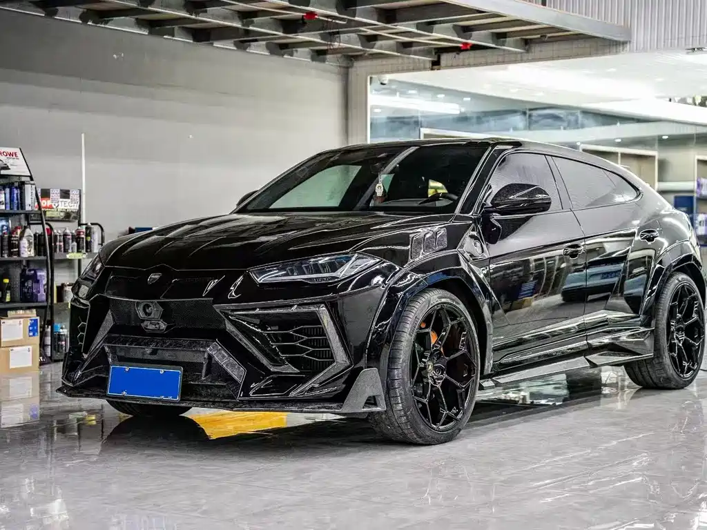 Lamborghini Urus 2019 — фото 1
