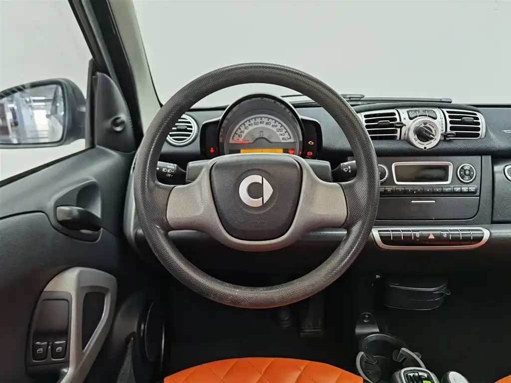 smart Fortwo 2012 — фото 11