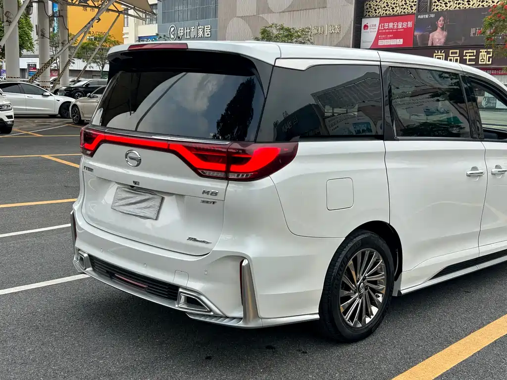 GAC Motor Trumpchi M8 2022 — фото 8