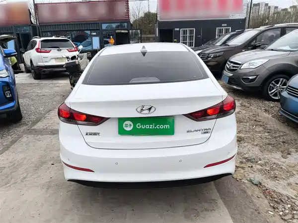 Hyundai Celesta 2018