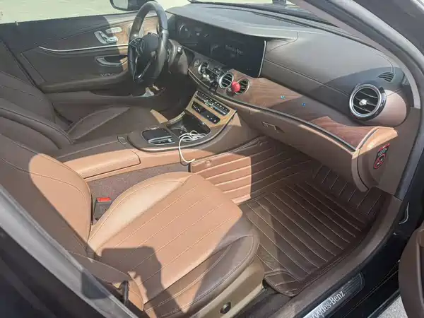 Mercedes-Benz E-Class 2023