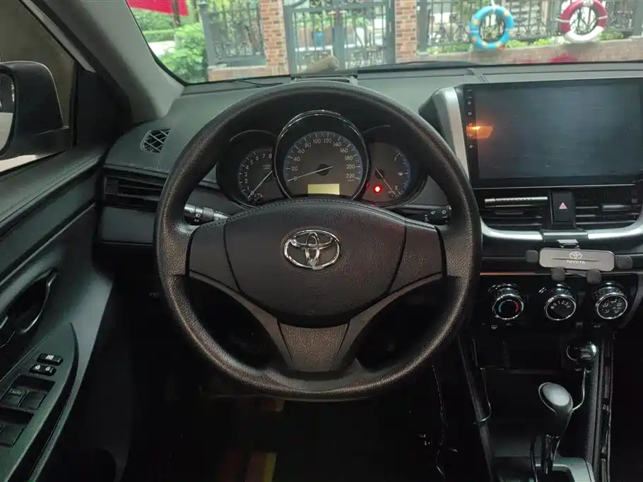 Toyota Vios FS 2017 — фото 15