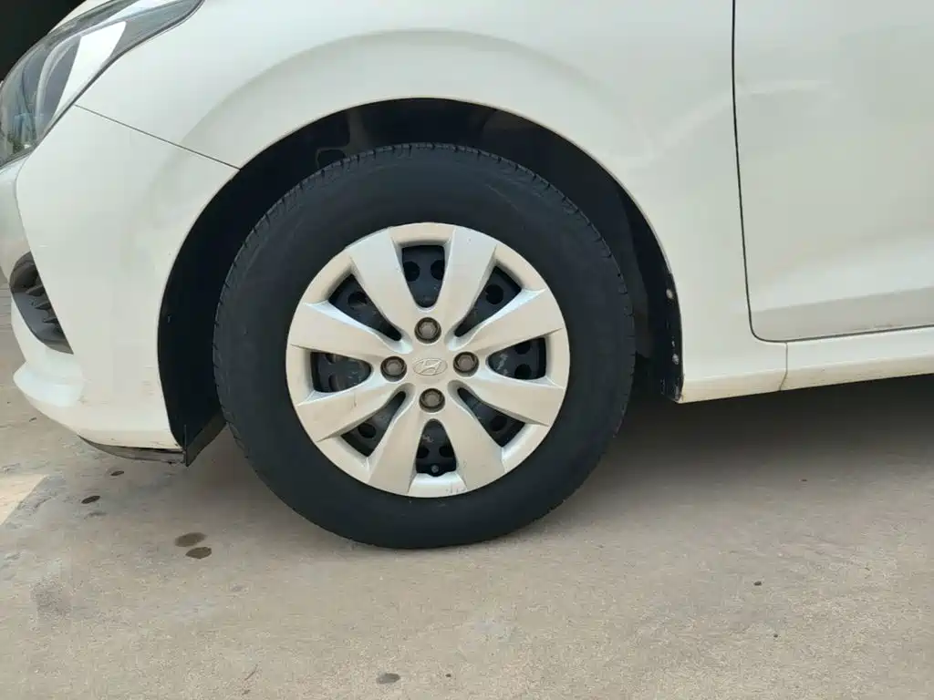 Hyundai Verna 2019 — фото 23