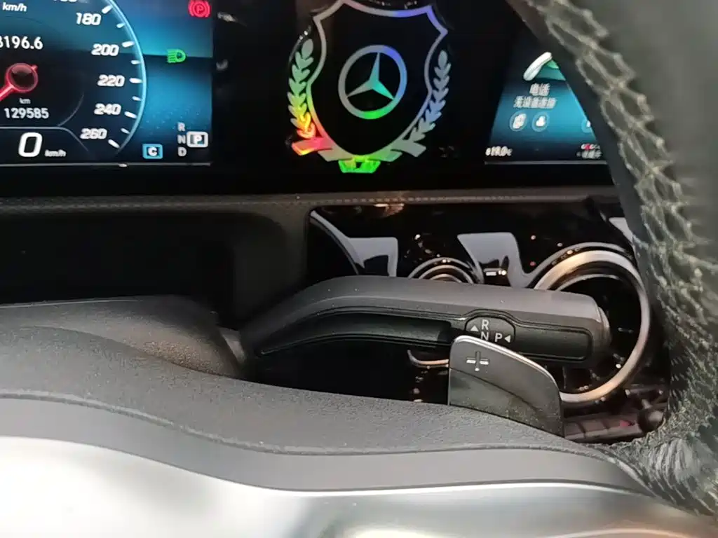 Mercedes-Benz A-Class 2019 — фото 14