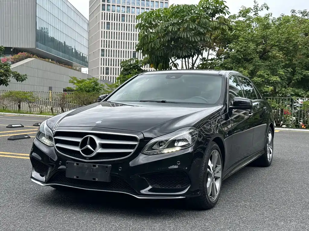 Mercedes-Benz E-Class 2015 — фото 1