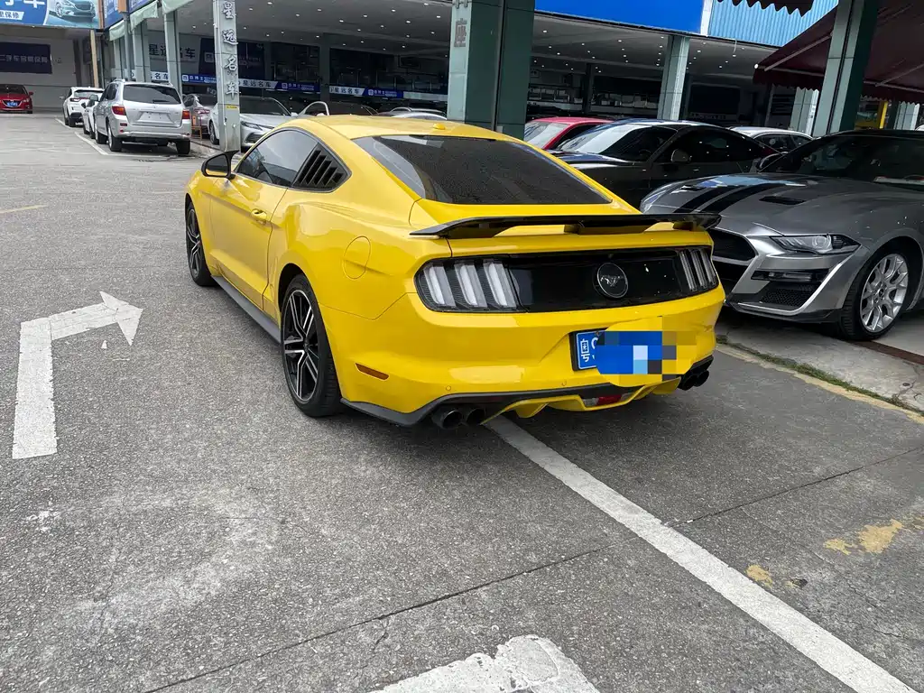 Ford Mustang 2018 — фото 4