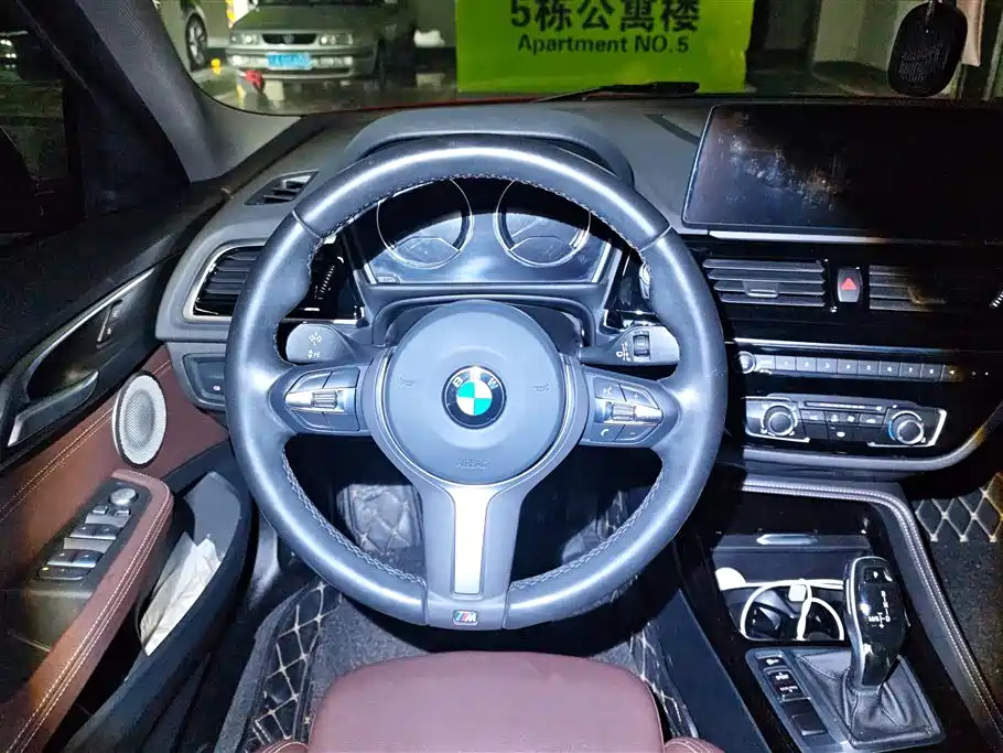 BMW 1 Series 2021 — фото 15