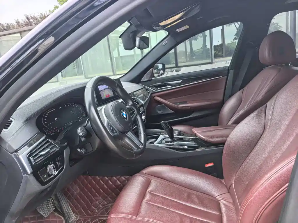 BMW 5 Series 2020
