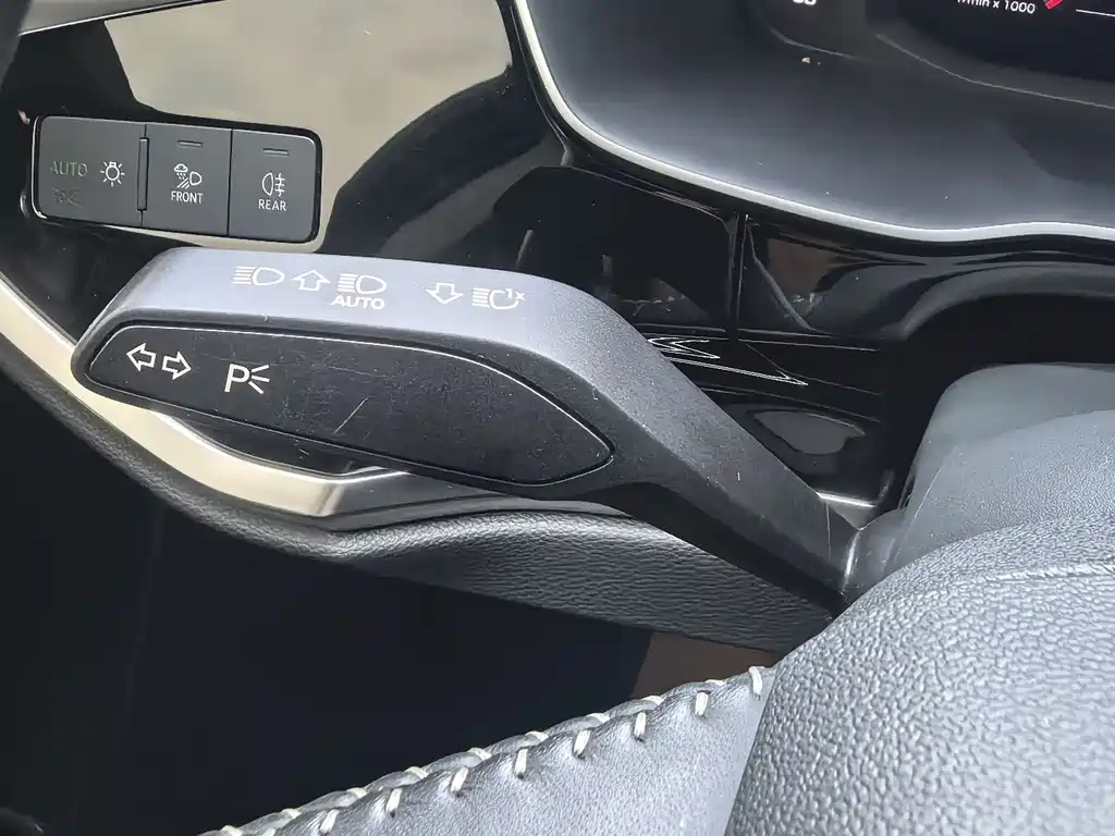 Audi Q3 2022 — фото 24