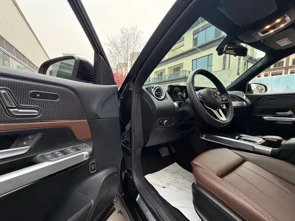 Mercedes-Benz GLB 2022