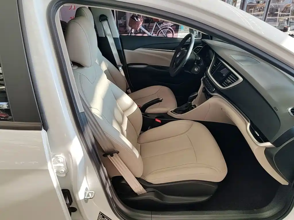 Buick Excelle 2020 — фото 20