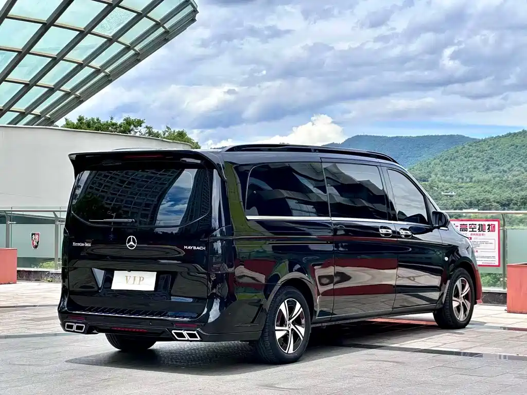 Mercedes-Benz Vito 2025