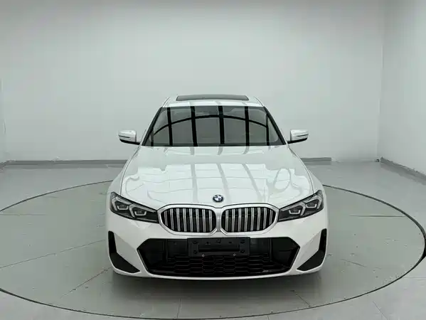 BMW 3 Series 2023